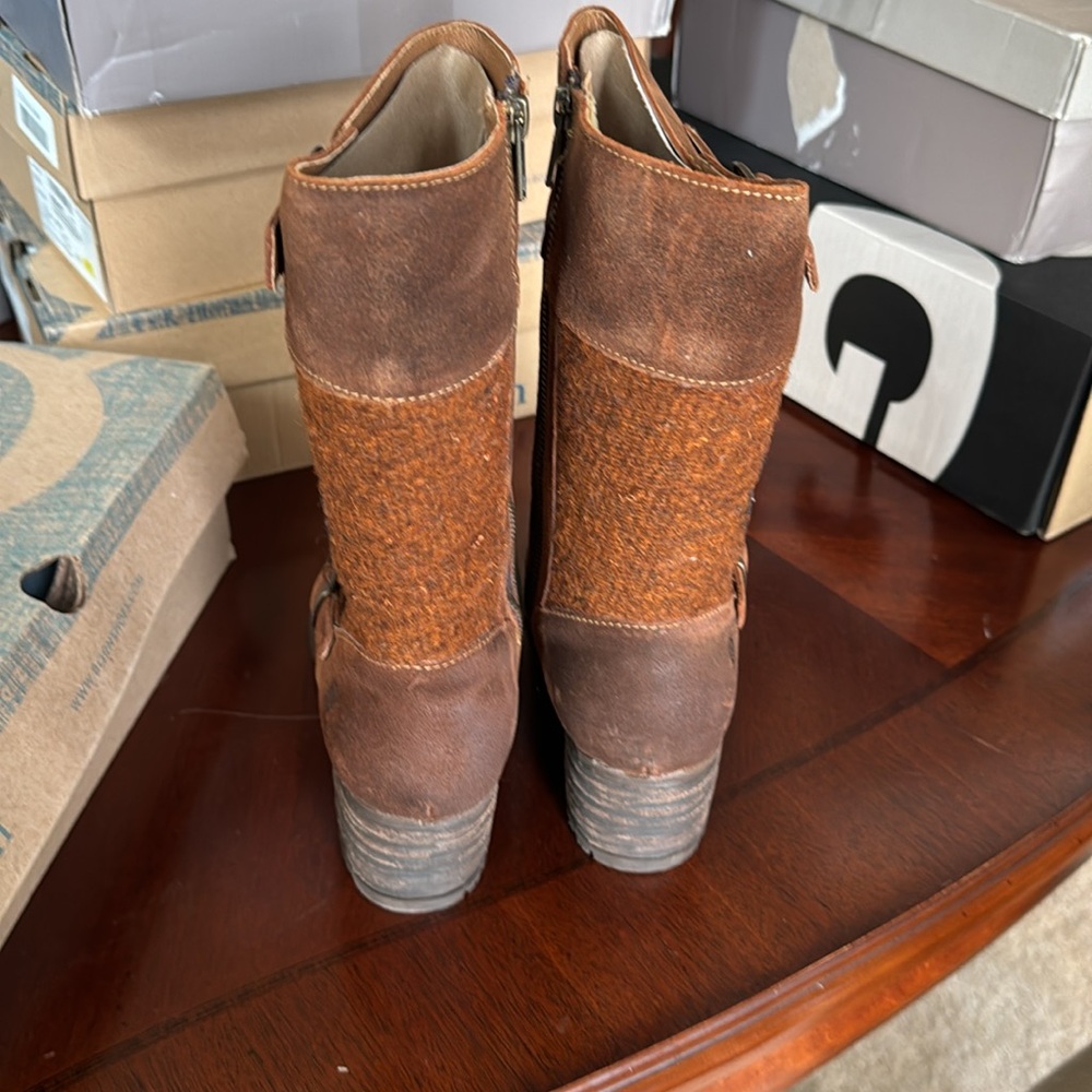 BORN Women's Triana Brown 9.5 boots brand new - Picture 3 of 8